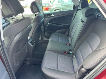 Hyundai TUCSON - 11