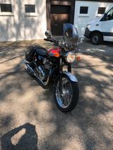 Triumph Bonneville T 100 - TRIUMPH T 100