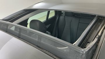 Mercedes E 300 - 7