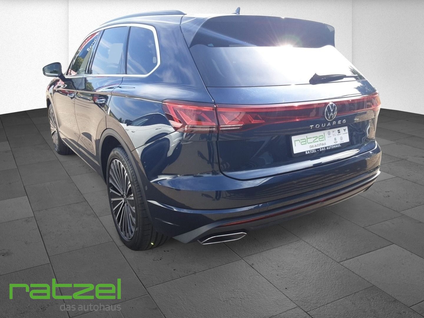Fahrzeugabbildung Volkswagen Touareg Elegance 3.0 V6 TDI 4MOTION 8-Gang Aut.