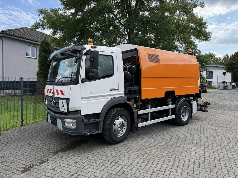 Mercedes-Benz Atego 1323 Faun Viajet 6 HD Heckabsaugung
