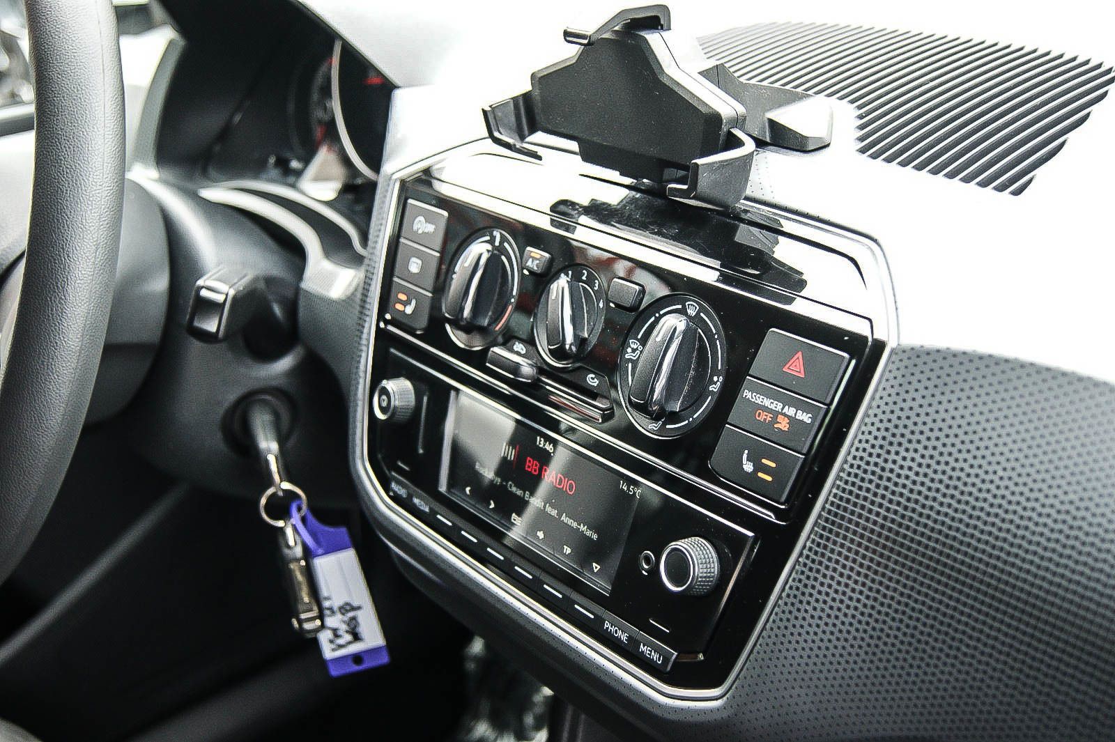 Fahrzeugabbildung Volkswagen up! 1.0 JOIN KLIMA SITZHEIZUNG BLUETOOTH 5-TÜRIG