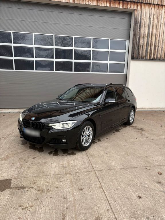 Image of BMW 320