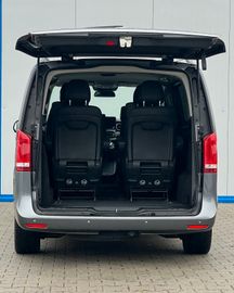Mercedes V 300 - 9