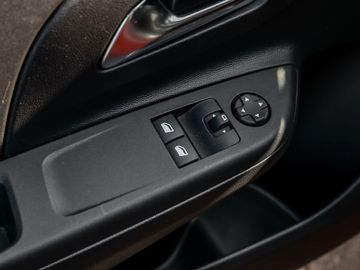 Opel Corsa e F CarPlay Touchscreen Spurhalteassi. DAB