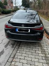 Lexus ES 300h Executive Line MwSt. ausweisbar - Lexus ES 300: Limousine