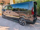 Renault Trafic Irmscher L2H2 - 8 Sitzer - Automatik  - Renault Trafic: Schwarz