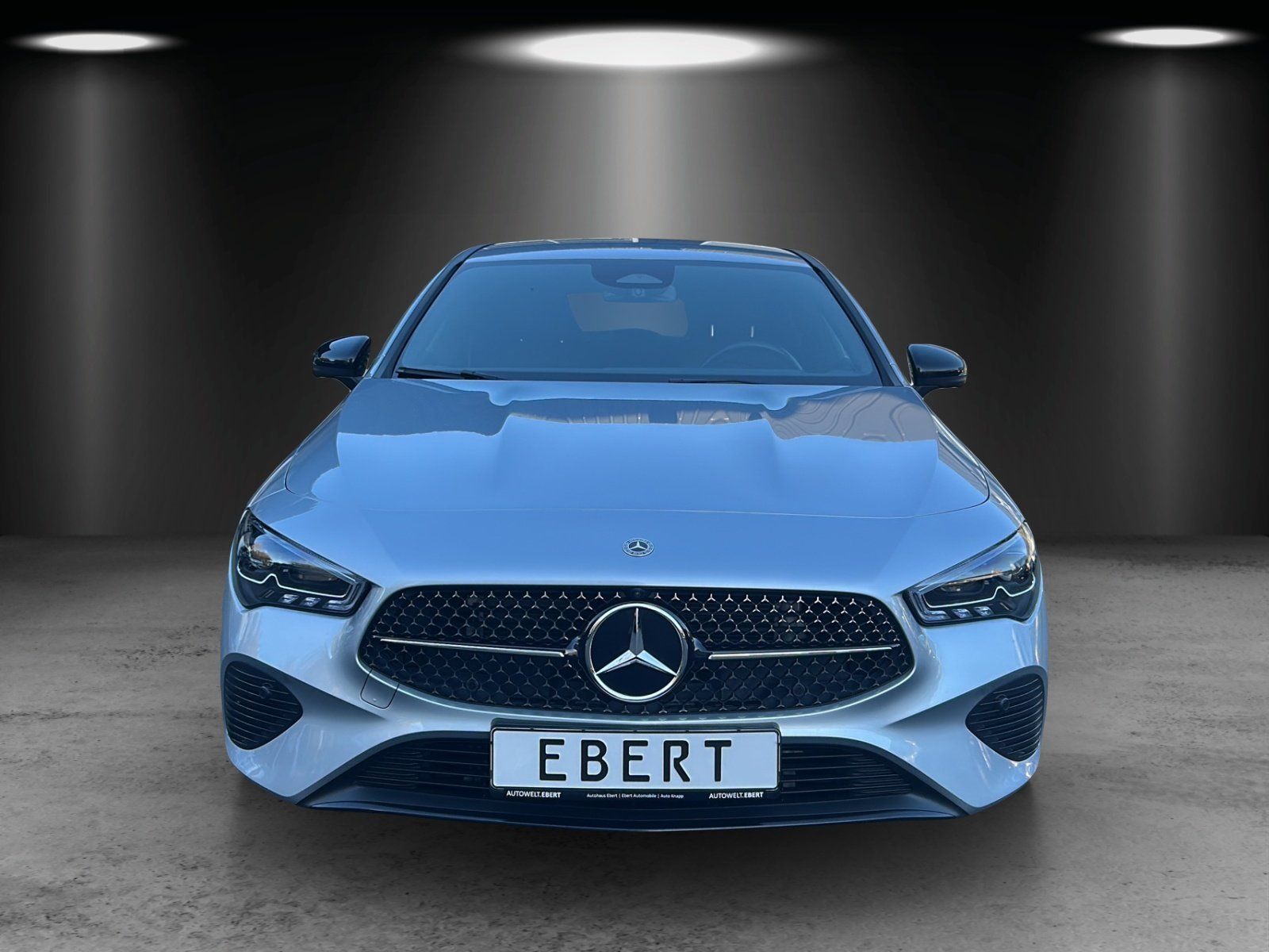 Fahrzeugabbildung Mercedes-Benz CLA220d SB Night DISTRO KeyGo AHK el.Heckkl MLED