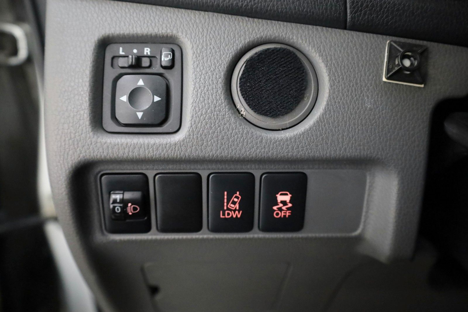 Fahrzeugabbildung Mitsubishi L200 Plus Doppelkabine 4WD Kamera,Rollo,AHK