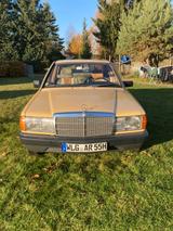 Mercedes-Benz 190 Oldtimer H-Kennzeichen - Mercedes-Benz 190 aus 1986 mit Diesel-Antrieb