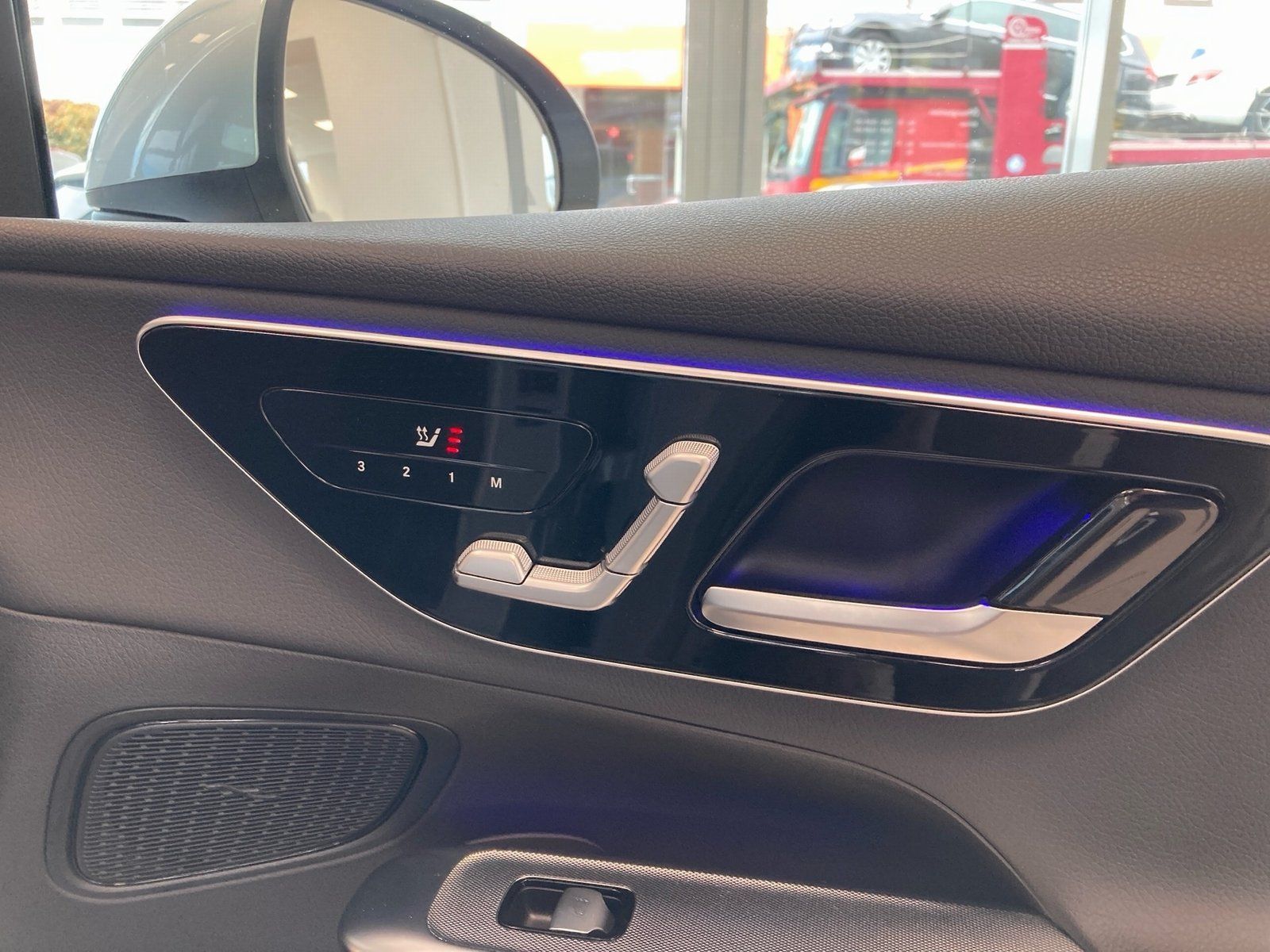 Fahrzeugabbildung Mercedes-Benz GLC 220 d 4M Avantgarde*AHK*Kamera*Totwink*Memo*