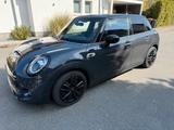 MINI Cooper S 5 Türen Automatik Leder Panorama
