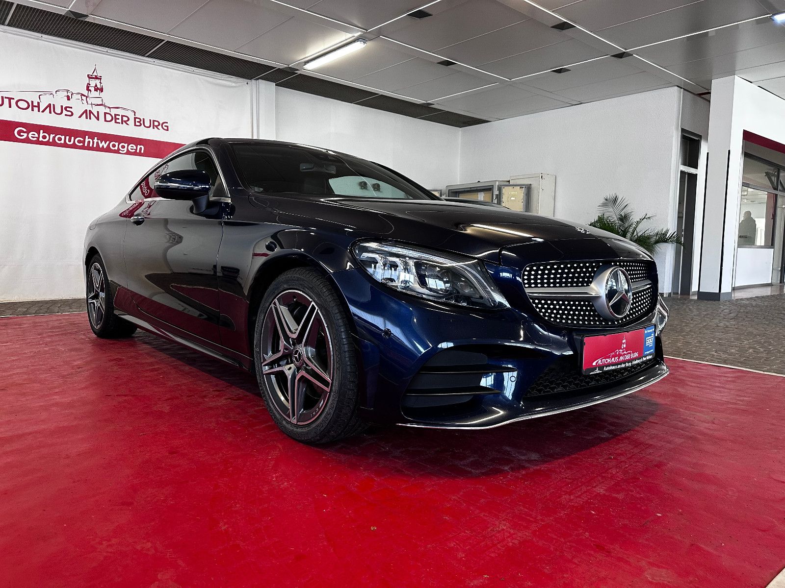 MERCEDES-BENZ C300 d Coupe AMG Line //Ambiente//Memory//