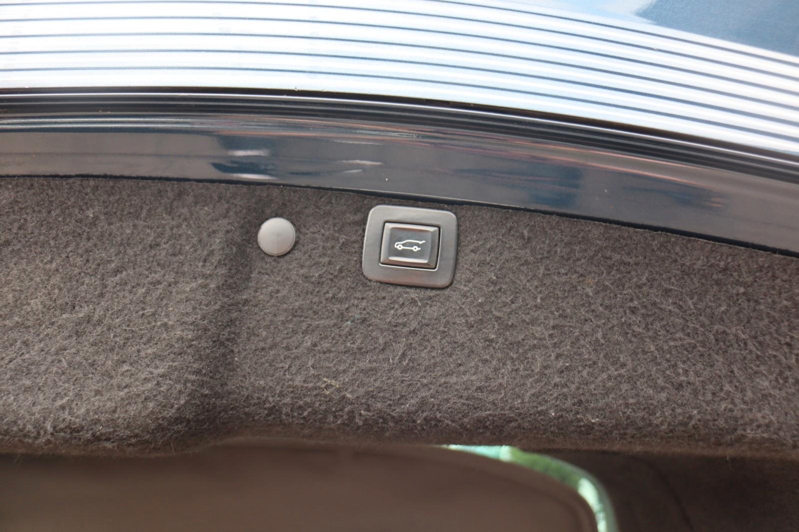 Opel Insignia 2014 — photo 11