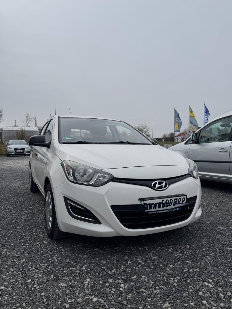 Hyundai i20 1.2 /4 Türen/ TÜV/ Service