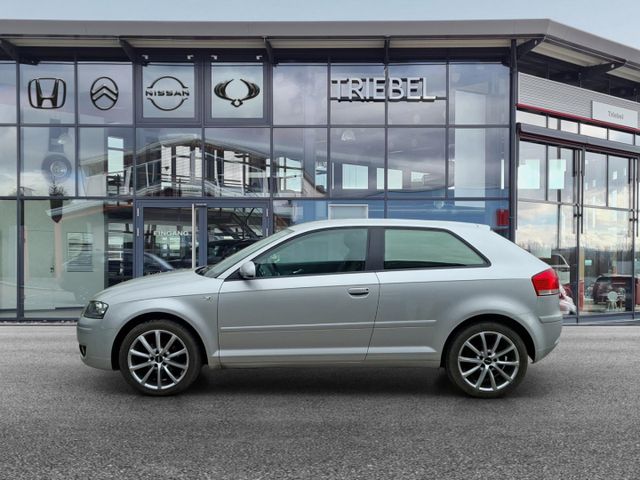 Audi A3 Attraction 1.6 °Nur an Händler!°