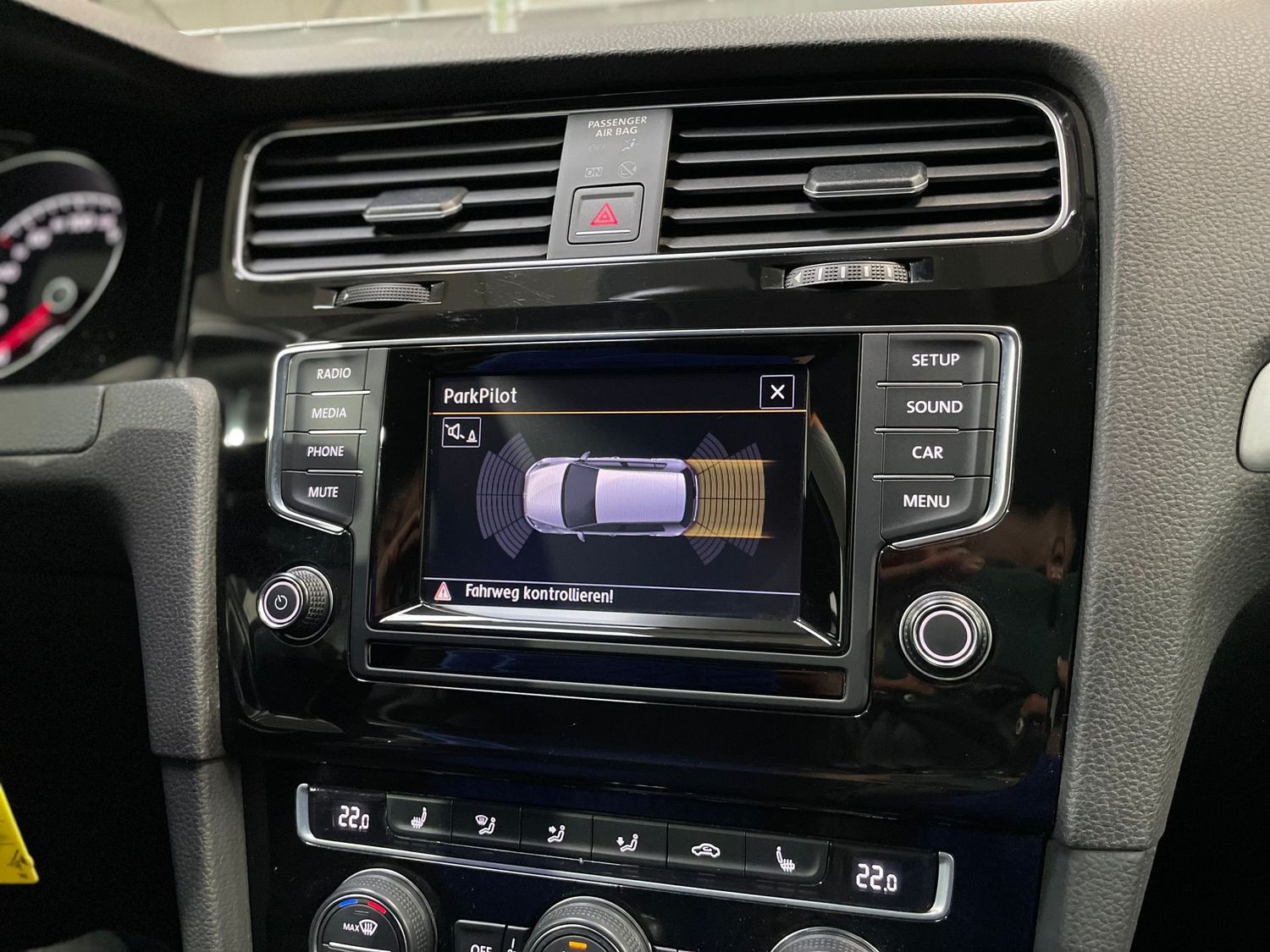 Fahrzeugabbildung Volkswagen Golf 1.2 TSI Cup #Multimedia#Klima#PDC