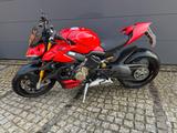 Ducati Streetfighter V4S