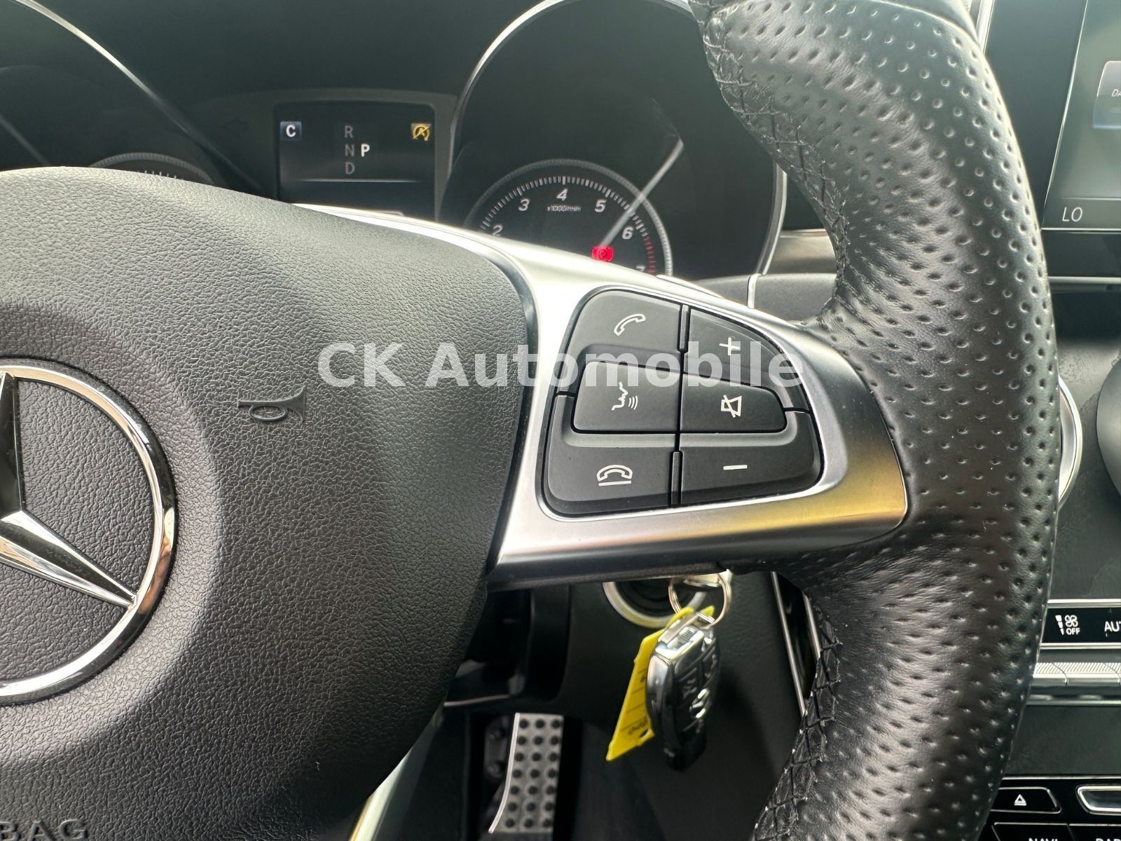 Fahrzeugabbildung Mercedes-Benz C200 Cabrio AMG-Line/Navi/ILS LED/Tempomat