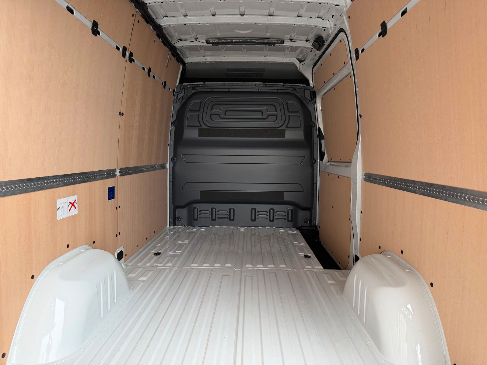 Fahrzeugabbildung Mercedes-Benz Sprinter 317 CDI 3665 9G AHK3,5to Klima Schwing