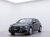 Audi A3 Sportback 35 TFSI/S-LINE/MATRIX/VIRTUAL/NAVI/ - Audi A3 mit Benzin-Antrieb: Limousine, Line