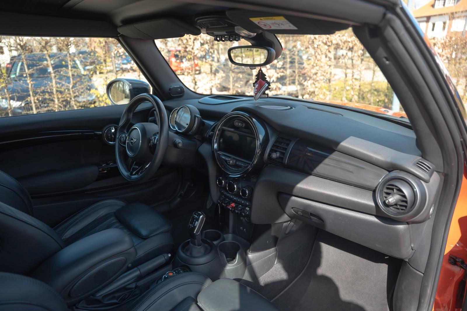 MINI John Cooper Works Cabrio John Cooper Works