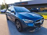 Mercedes-Benz MERCEDES-BENZ GLA 180 Automatic Sport Plus - blaue Mercedes-Benz GLA 180