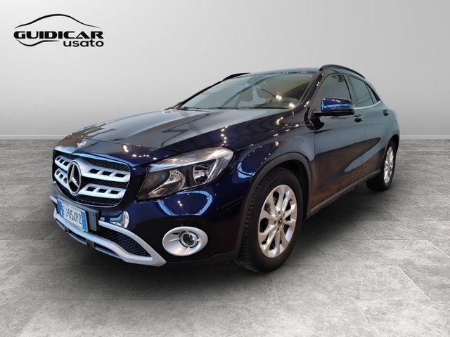 Mercedes-Benz GLA-X156 2017 - GLA 180 d Business