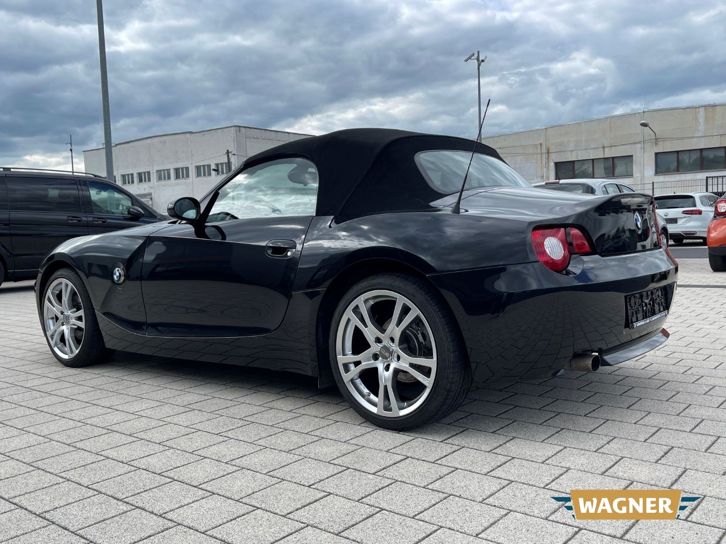 Fahrzeugabbildung BMW Z4 2.0i Roadster Klima SHZ 2-Hand Top Zustand