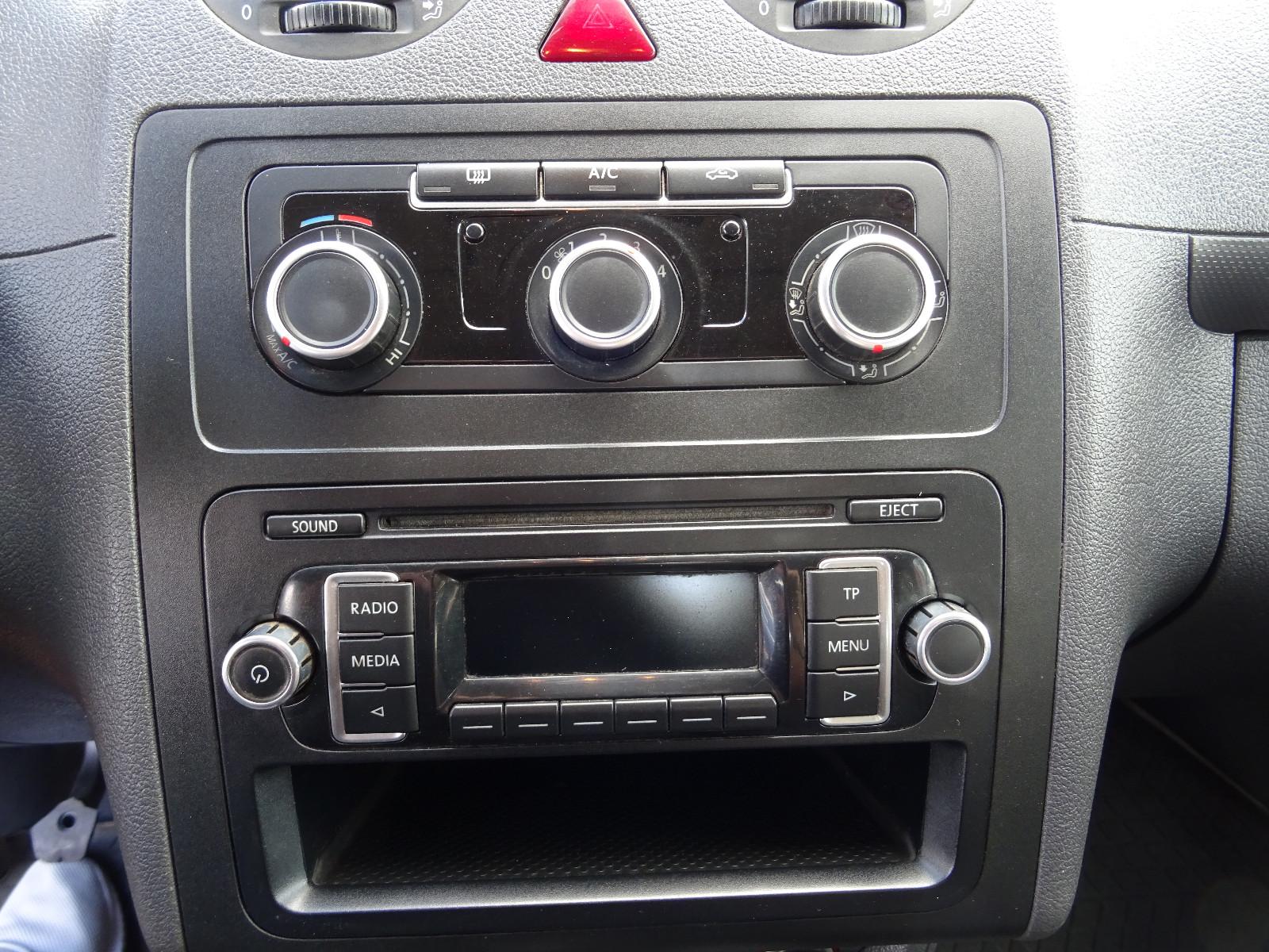 Volkswagen Caddy 2015 — photo 11
