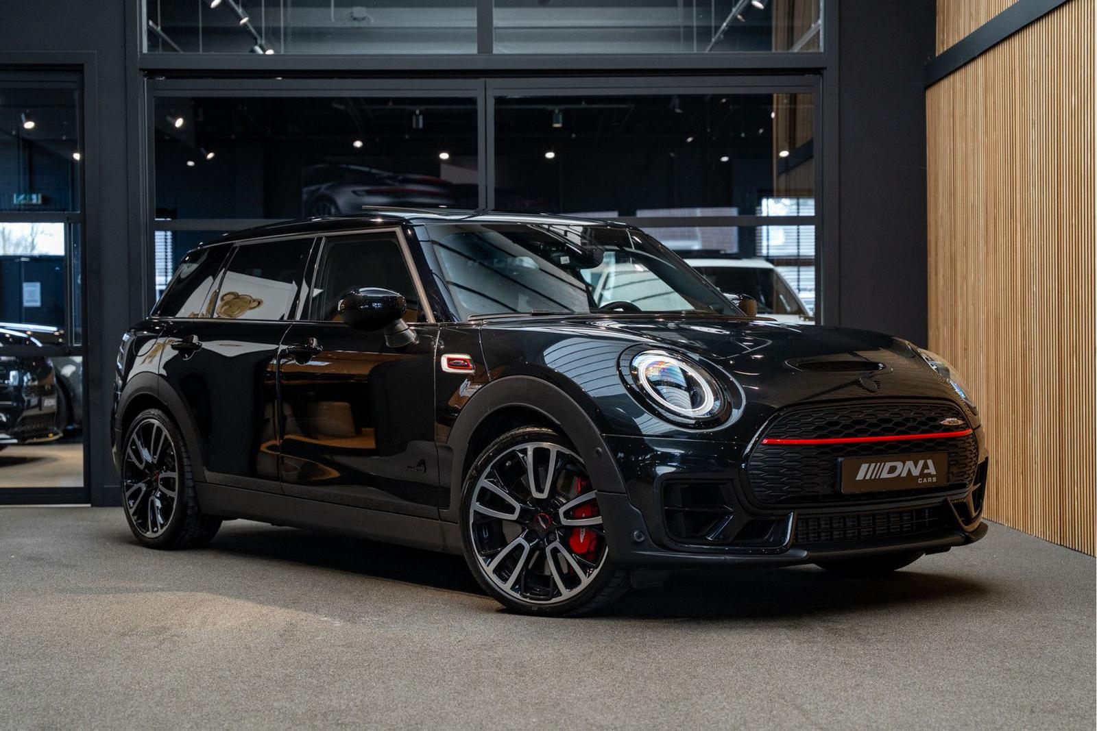 MINI John Cooper Works Clubman JCW Harman Kardon HUD