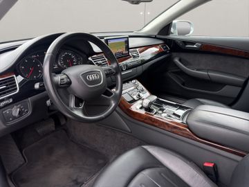 Audi A8 - 9