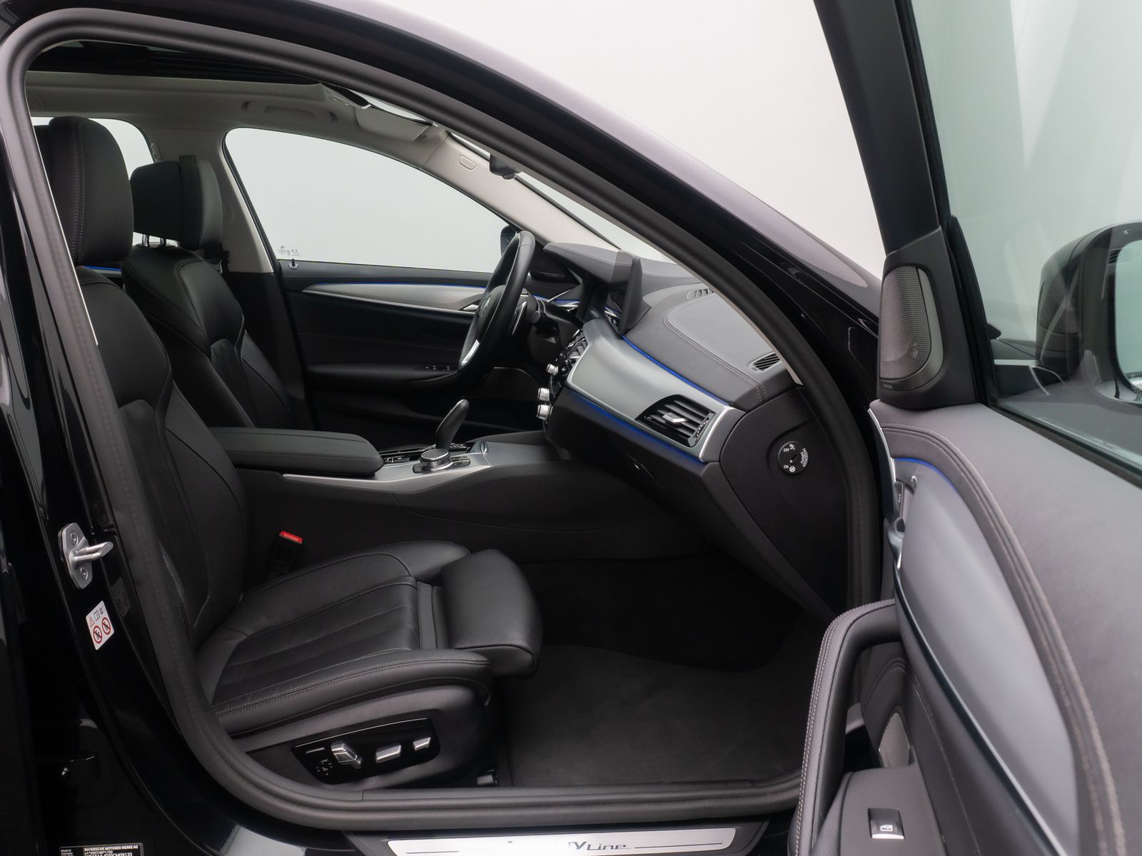 Fahrzeugabbildung BMW 540d xD Luxury Line Panorama H/K HUD Bel&uuml;ftung