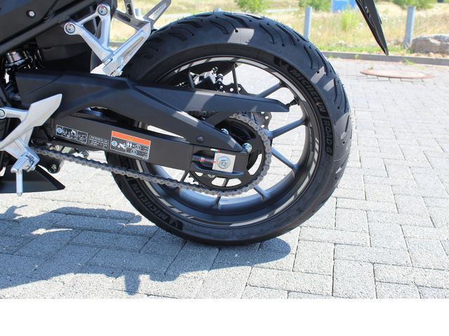 Honda CBR500R e-Clutch *inkl. Zubehör