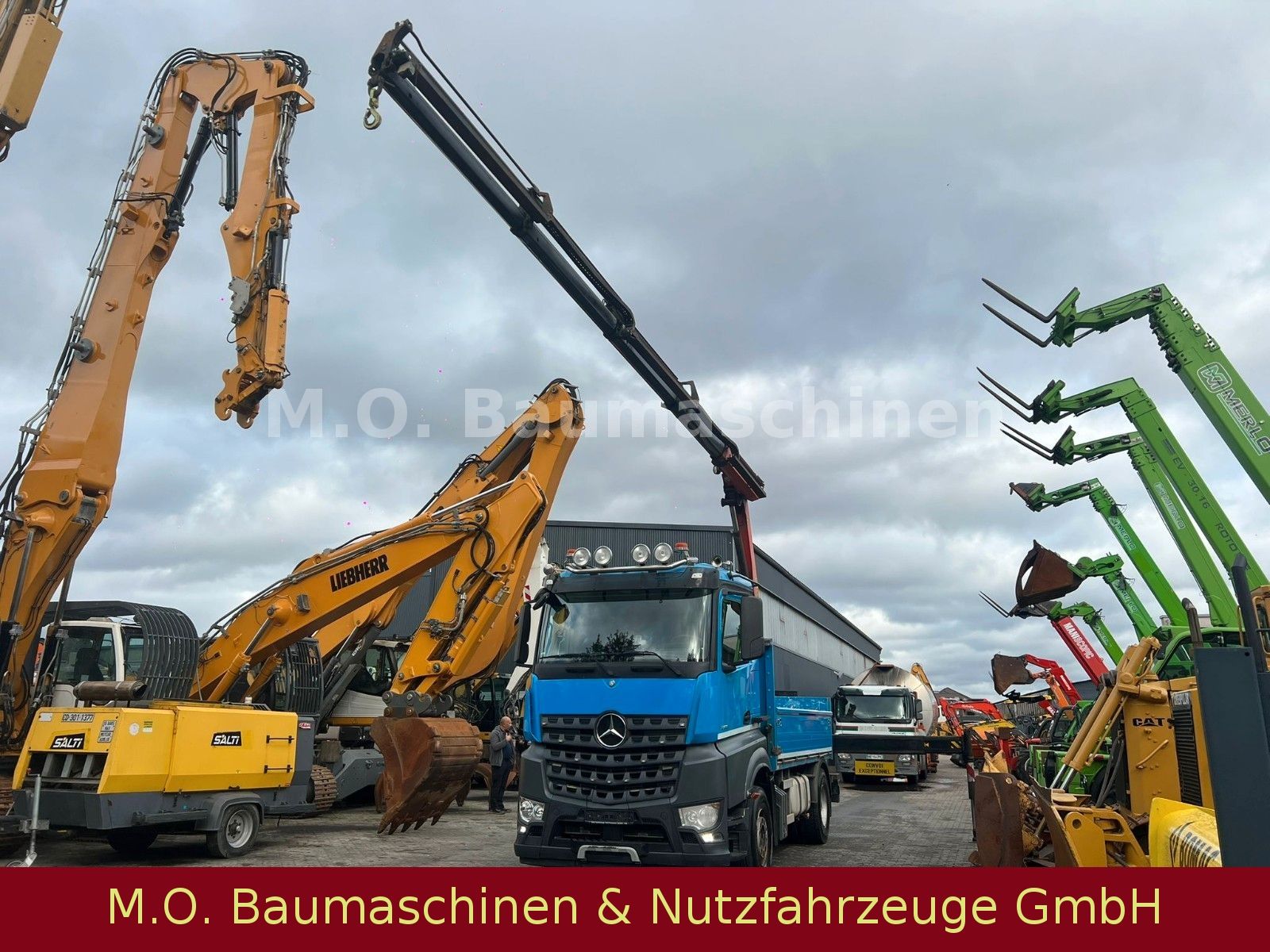 Fahrzeugabbildung Mercedes-Benz Arocs 2158 / Palfinger PK 14002