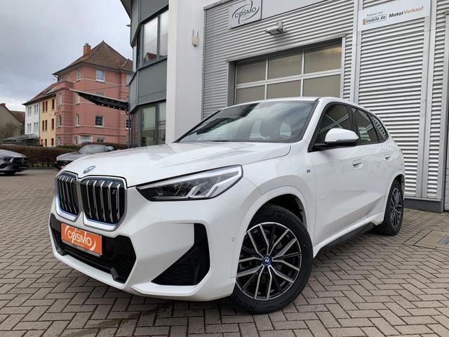 BMW iX1 30 xDrive M Sport AHK+LED+HIFI+Widescreen