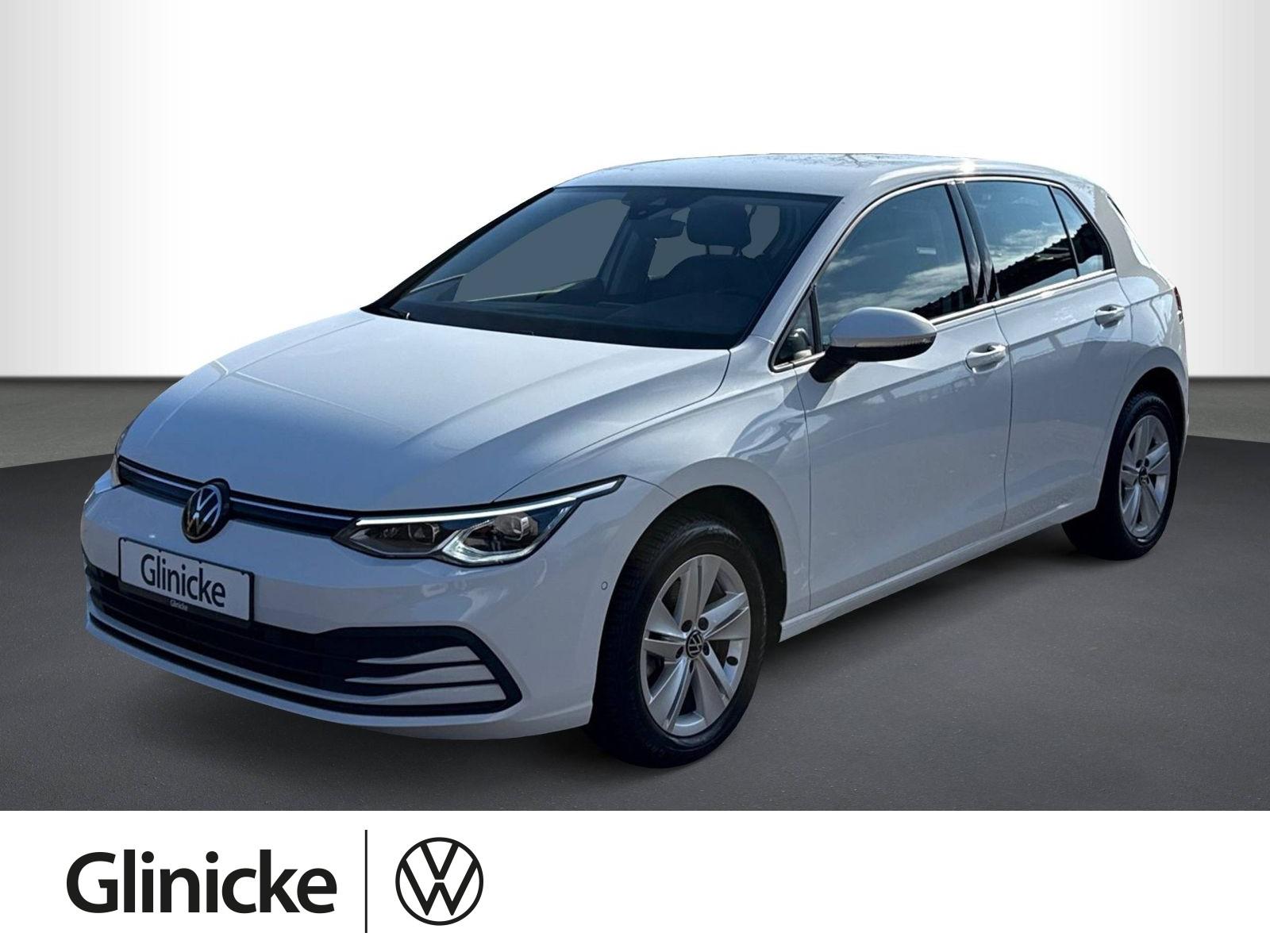 Volkswagen Golf VIII Life 1.5 TSI RFK, NAVI,SHZ, LED