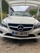 Mercedes-Benz E 320 Cabriolet E 320 - - Mercedes-Benz E 320 mit Benzin-Antrieb