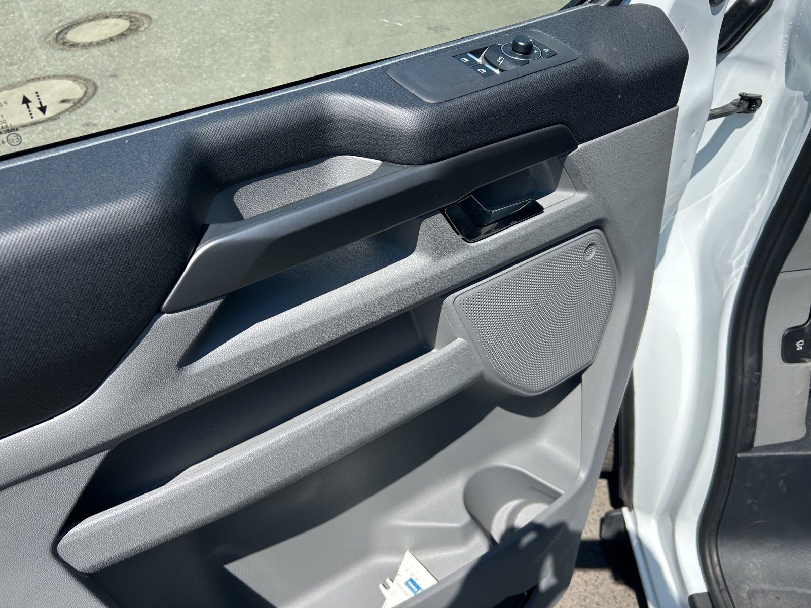 Fahrzeugabbildung Ford Ford Tourneo Custom Autom. AHK GJR Klima 3.Zonen