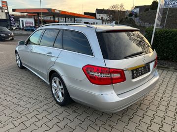 Mercedes E 220 - 9