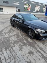 Mercedes-Benz C 300 Autom. - - Mercedes-Benz C 300: Limousine
