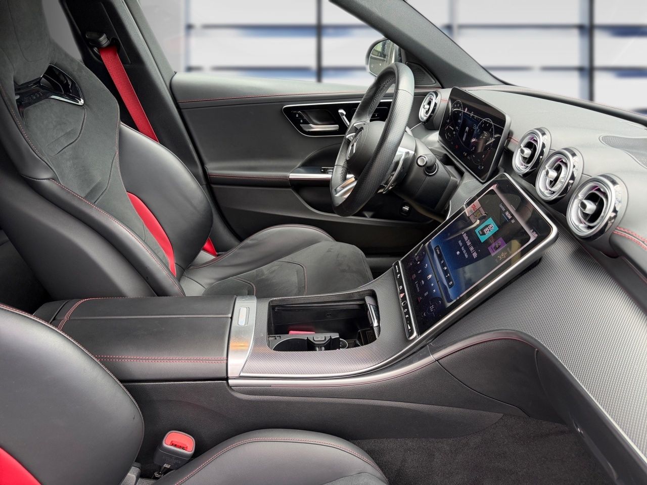 Fahrzeugabbildung Mercedes-Benz C 43 AMG 4M T NIGHT+PANO+AHK+PERF.-SITZE+MATT++