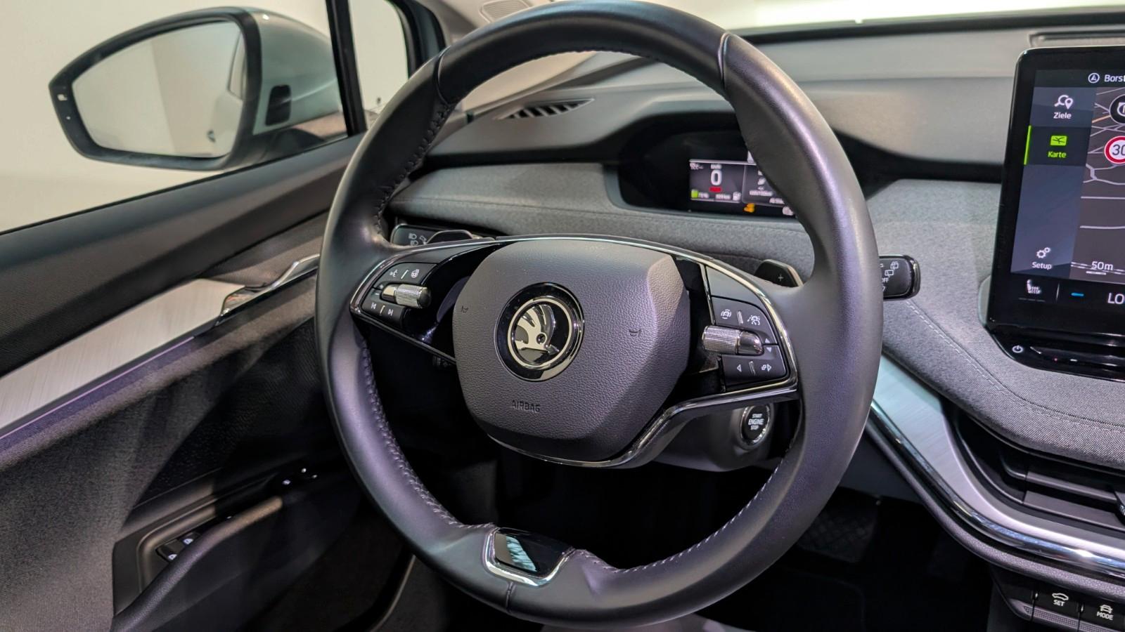 Skoda Enyaq 80 Loft ACC*LANE*KESSY*SIDE*SHZ*KAM*19"