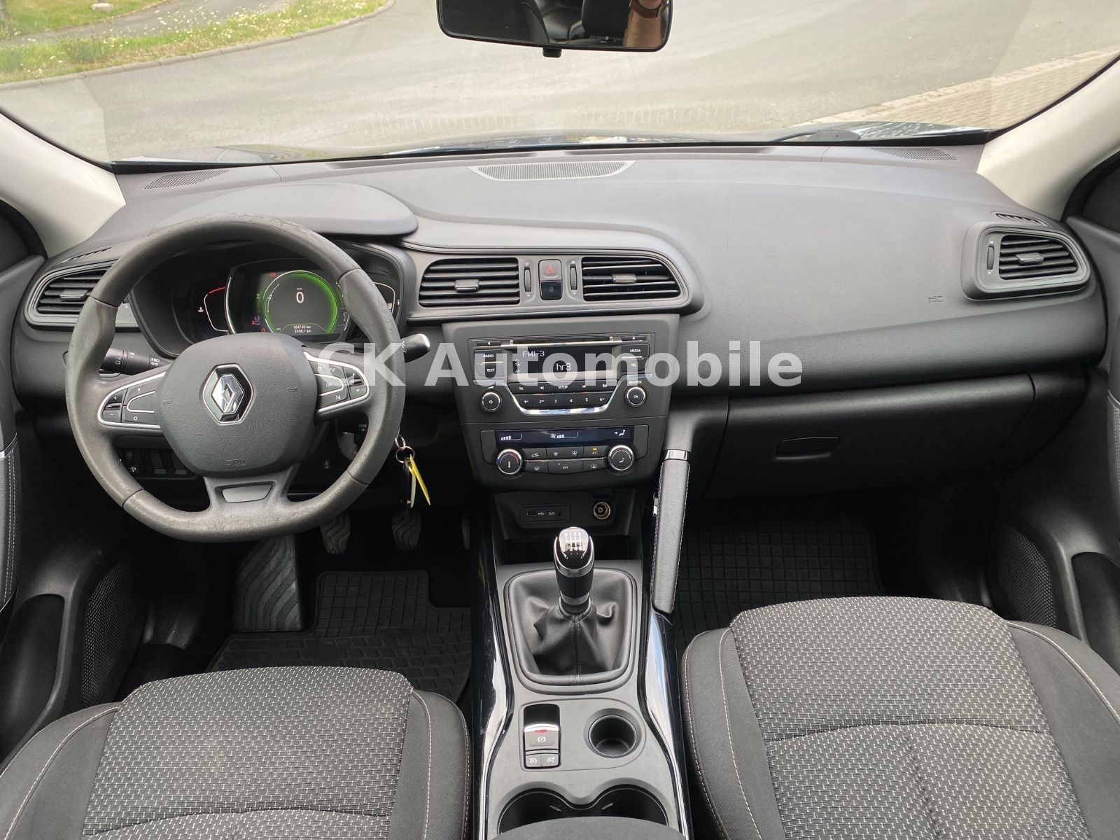 Fahrzeugabbildung Renault Kadjar Life 1.2 TCe/Klima/Tempomat/PDC/AHK