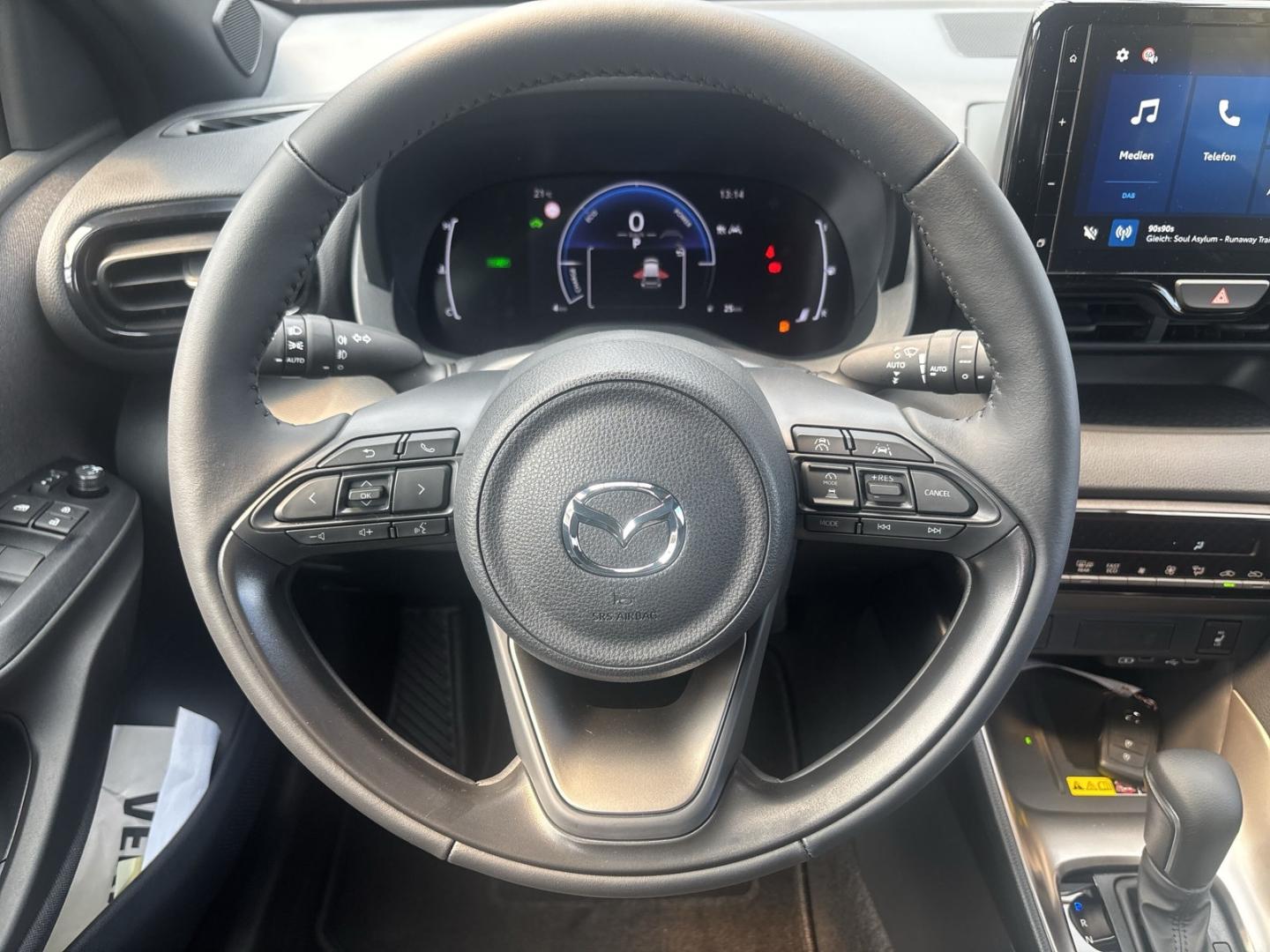 Mazda 2 Hybrid HOMURA Digitales Cockpit LED ACC CarPla