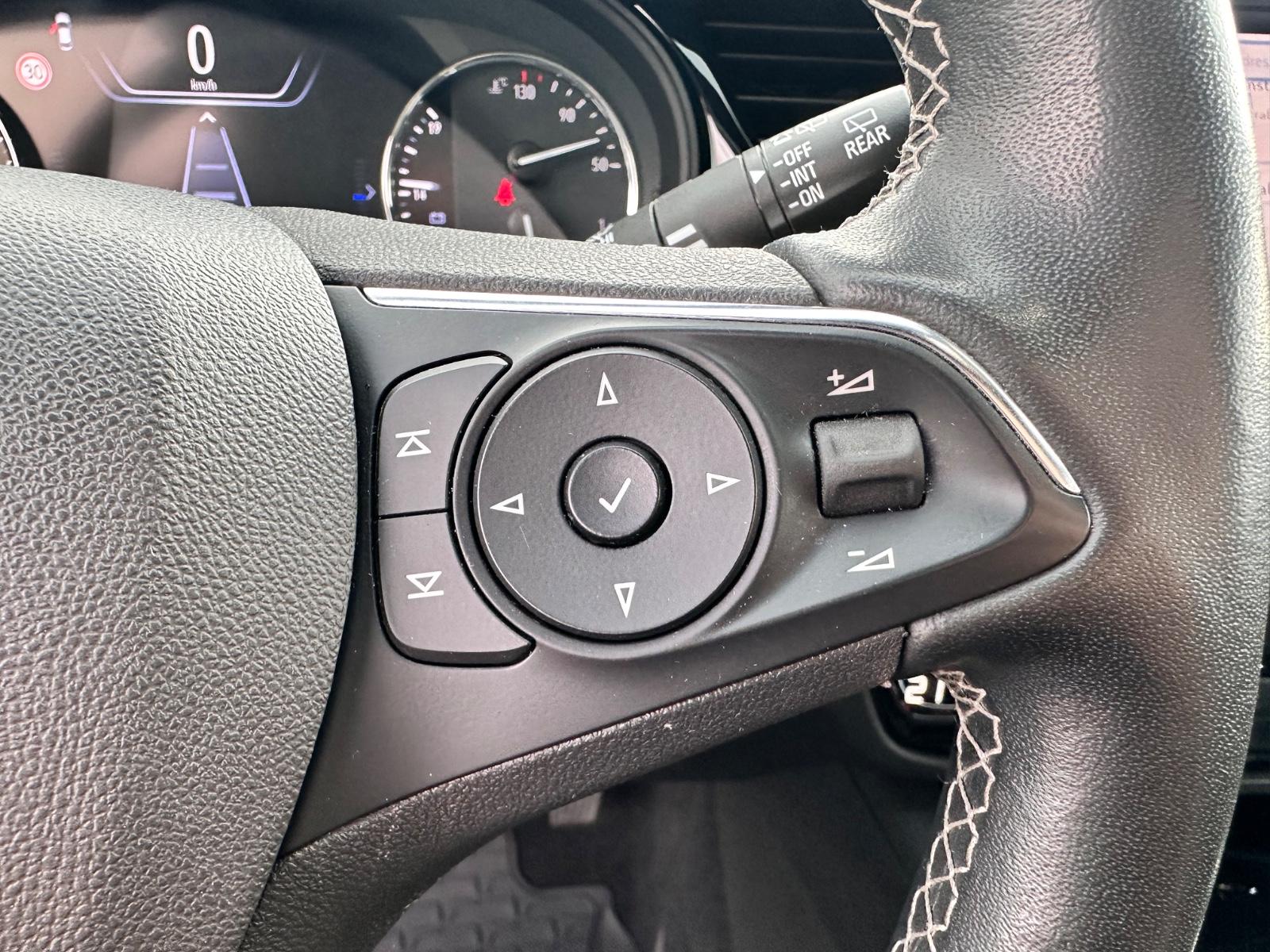 Opel Insignia B ST Navi HuD ACC AHK Kamera Massage