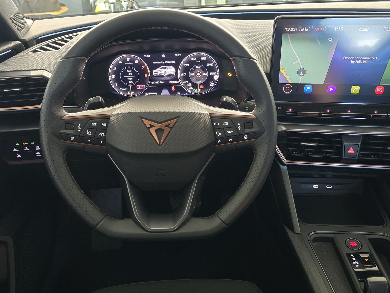 Fahrzeugabbildung CUPRA Leon 1.5 eTSI DSG MATRIX*PANO*ACC*DCC*KAM*WINTER