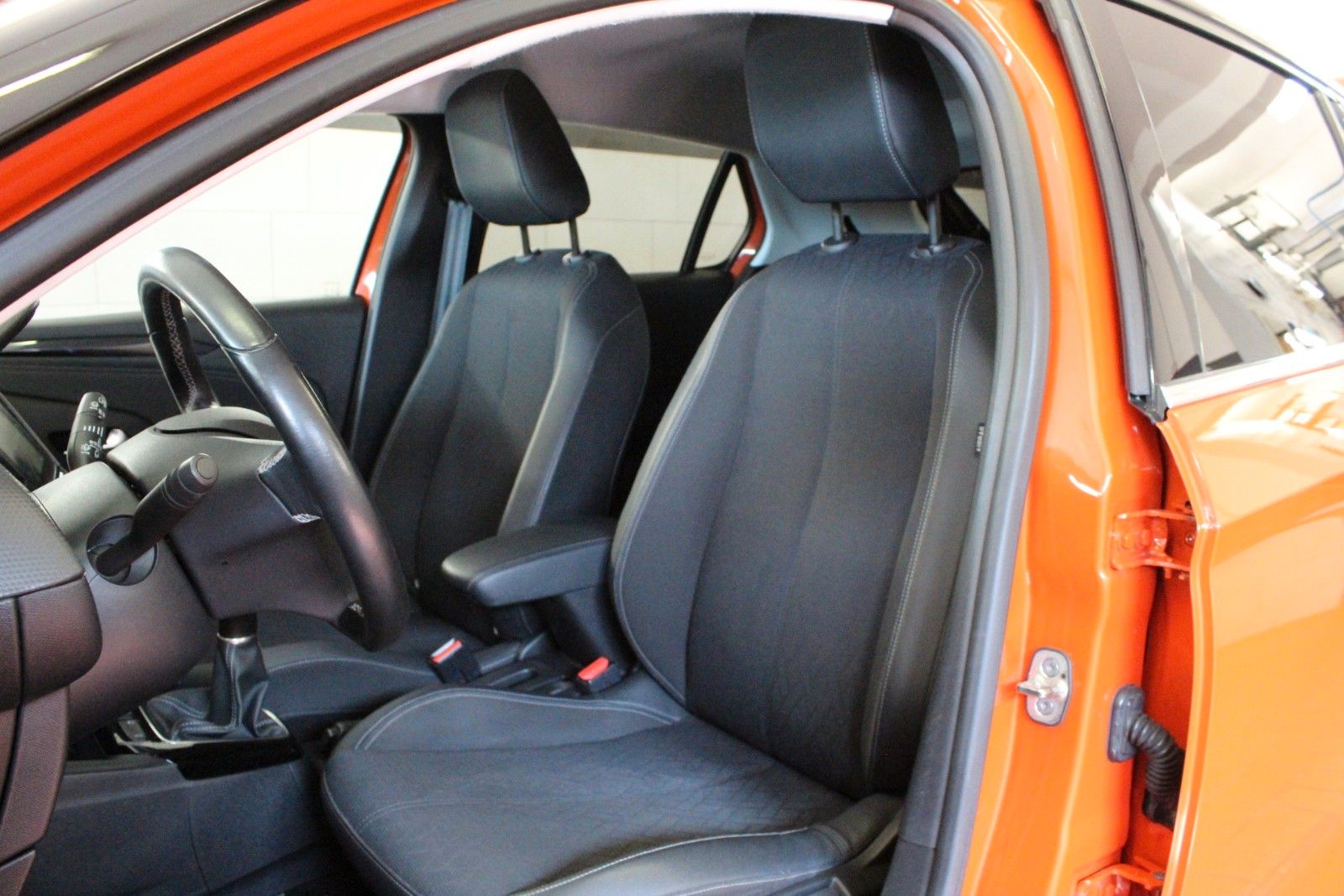 Fahrzeugabbildung Opel Corsa 1.2 55kW Elegance *Techno Paket