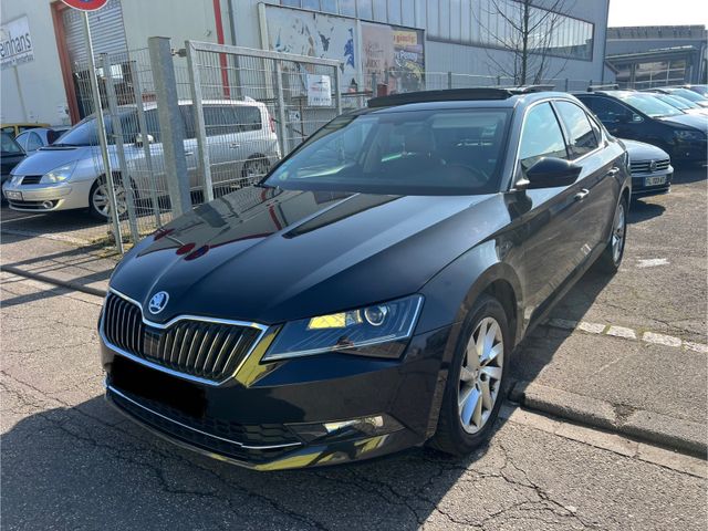 Skoda Superb Lim. Style 2.0TDI 150 Dsg Panorama