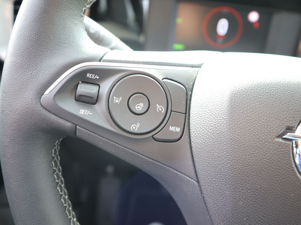 Fahrzeugabbildung Opel Mokka-e Elegance (B/B)